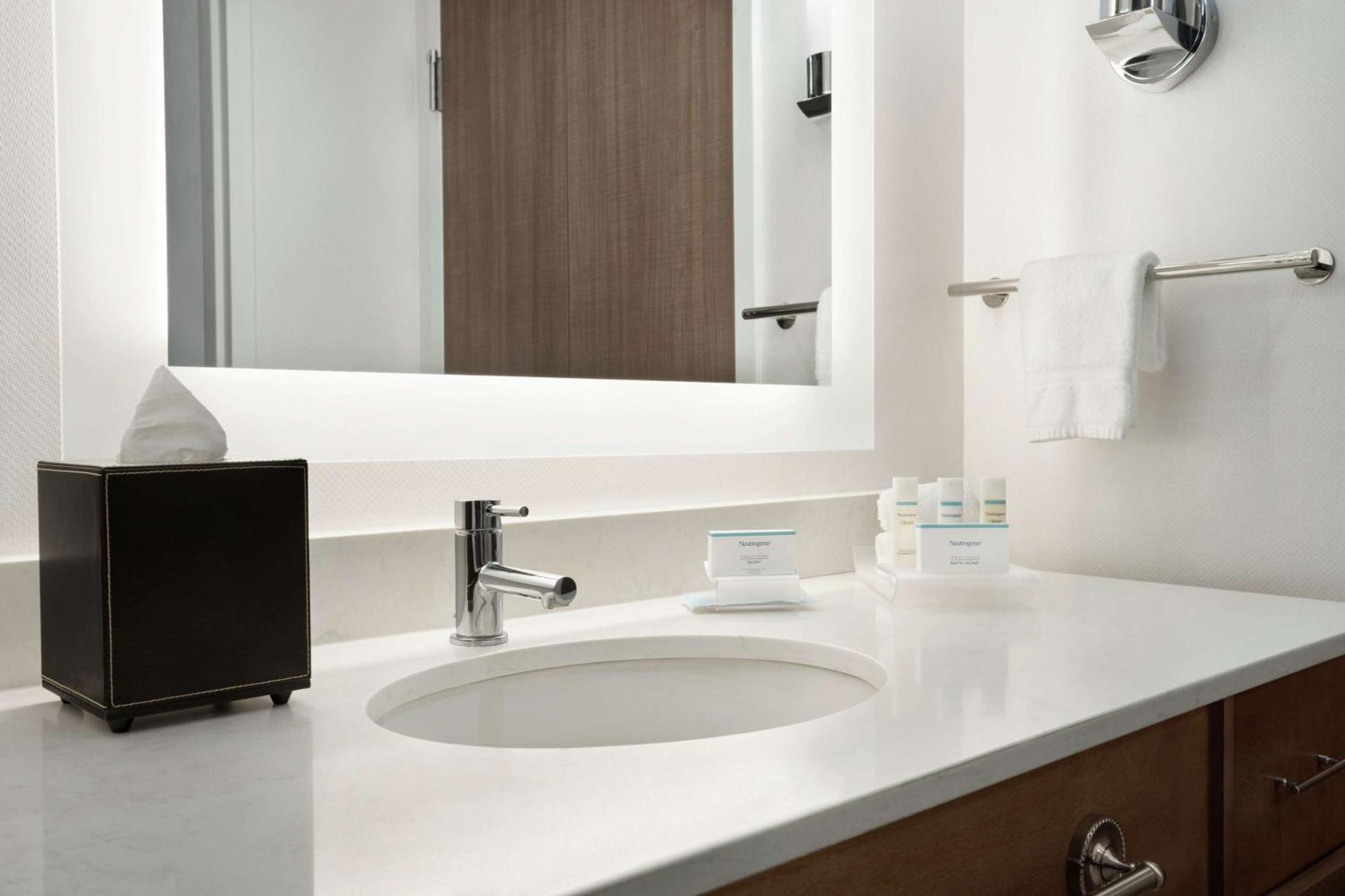 Homewood Suites By Hilton Florence Eksteriør bilde